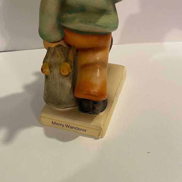 Merry Wanderer Goebel Figurine with Vibrant Orange and Green Details - Picture 3 of 5